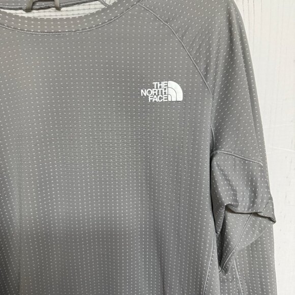 The North Face Men’s XL Summit Series Pro 120 Thermal Crew – Light Gray - Picture 2 of 12
